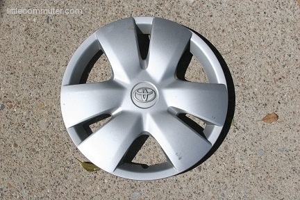 2006 2007 2008 Toyota Yaris Hubcap Wheel Cover. 31p-0-yaris-hub-cap.jpg 